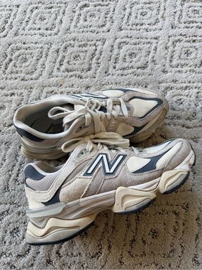 New Balance 9060 Moonrock Linen Sz 8.5